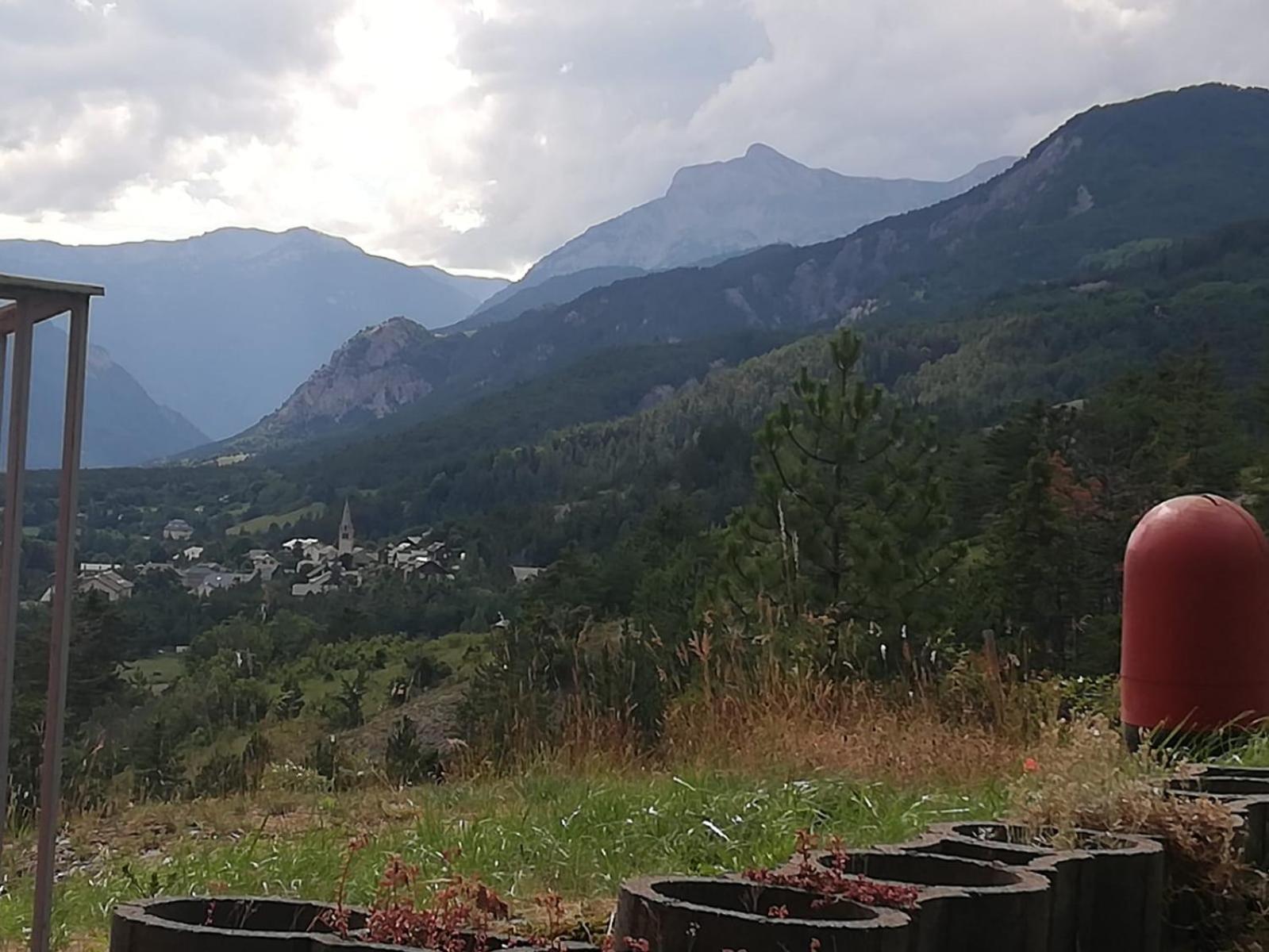 App Vue Montagne Barcelonnette Proche Piscine Rando Riviere Nature Exterior foto